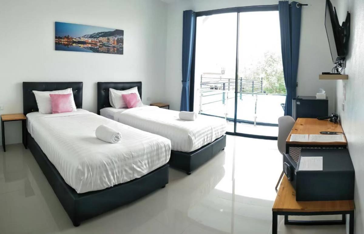 The Phu Resort Pran Buri Exteriör bild