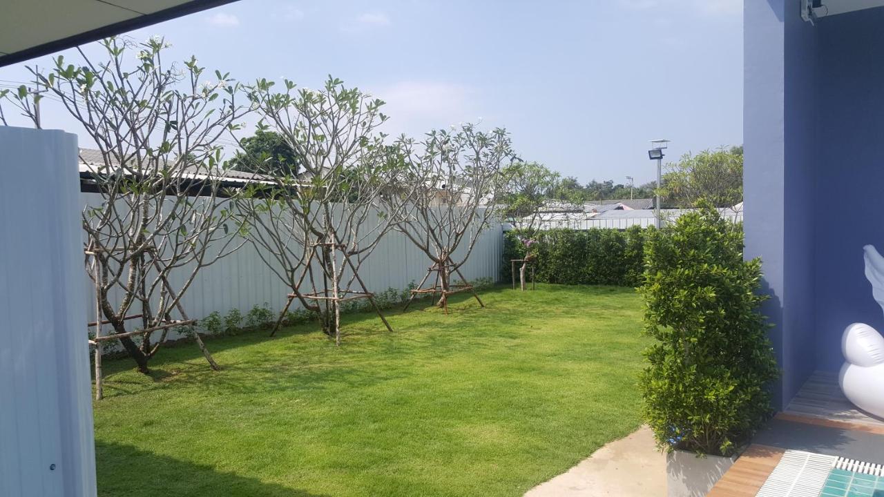 The Phu Resort Pran Buri Exteriör bild