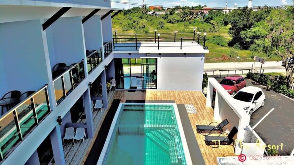 The Phu Resort Pran Buri Exteriör bild