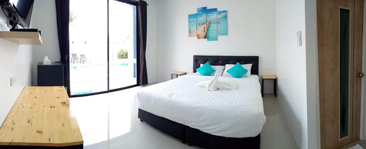 The Phu Resort Pran Buri Exteriör bild