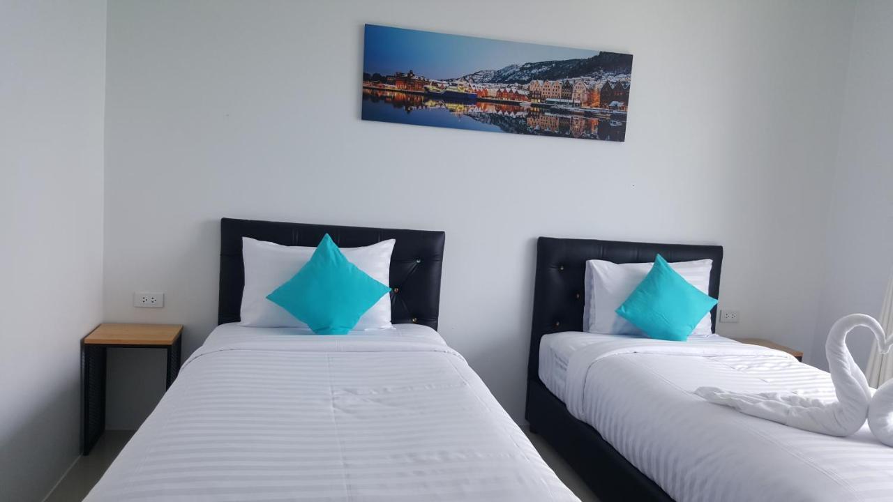 The Phu Resort Pran Buri Exteriör bild